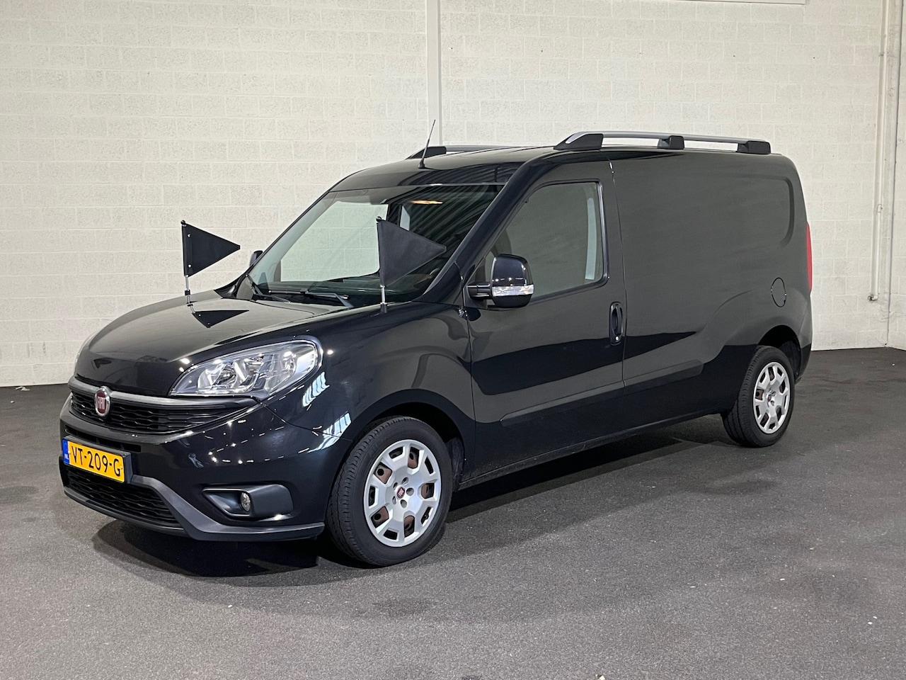Fiat Doblò Cargo - 1.6 MJ L2 H1 Maxi Materiaalwagen + 1 Kist - AutoWereld.nl