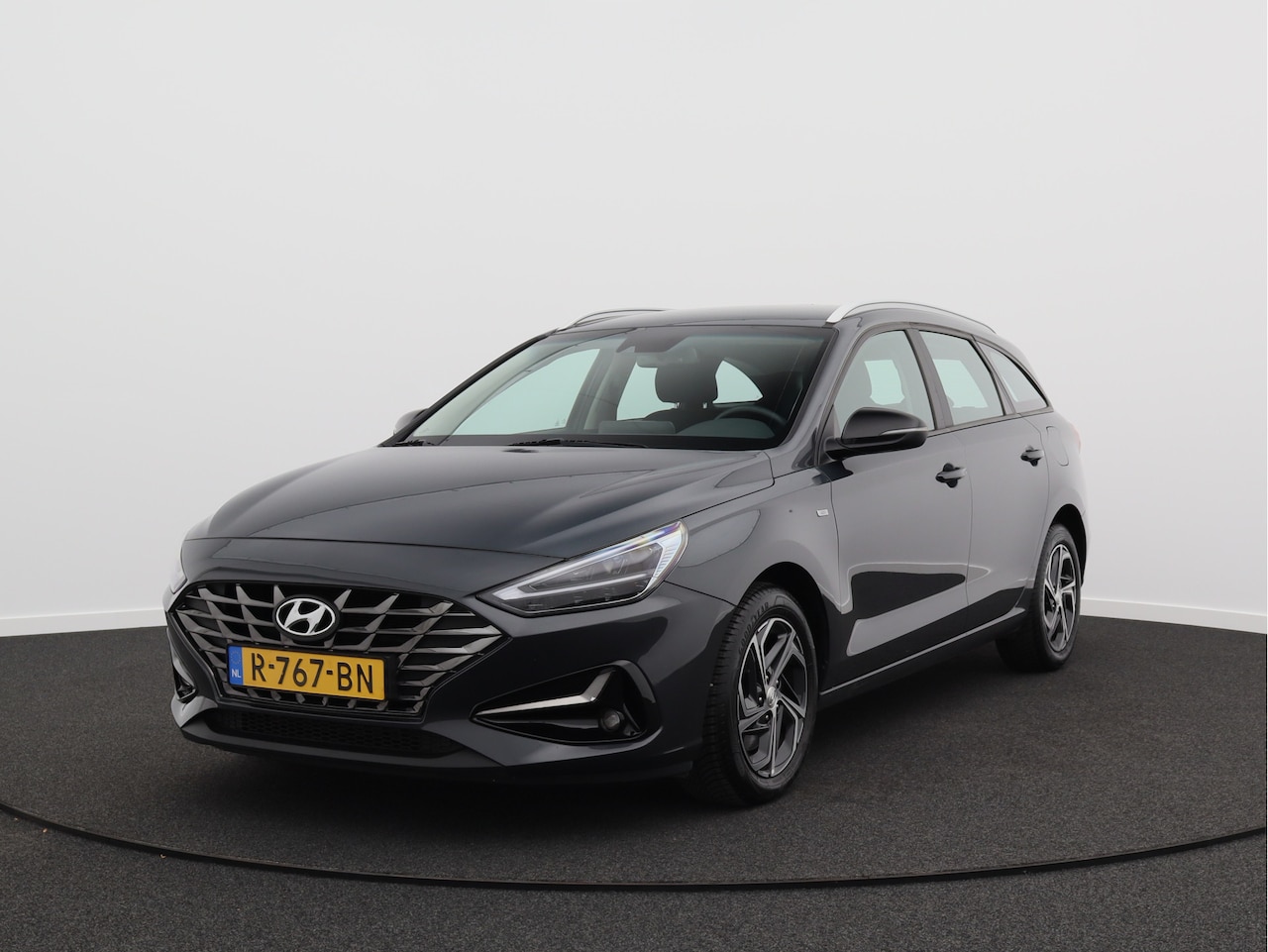 Hyundai i30 Wagon - 1.0 T-GDi MHEV Comfort Smart/ lage km/ zeer mooi! - AutoWereld.nl