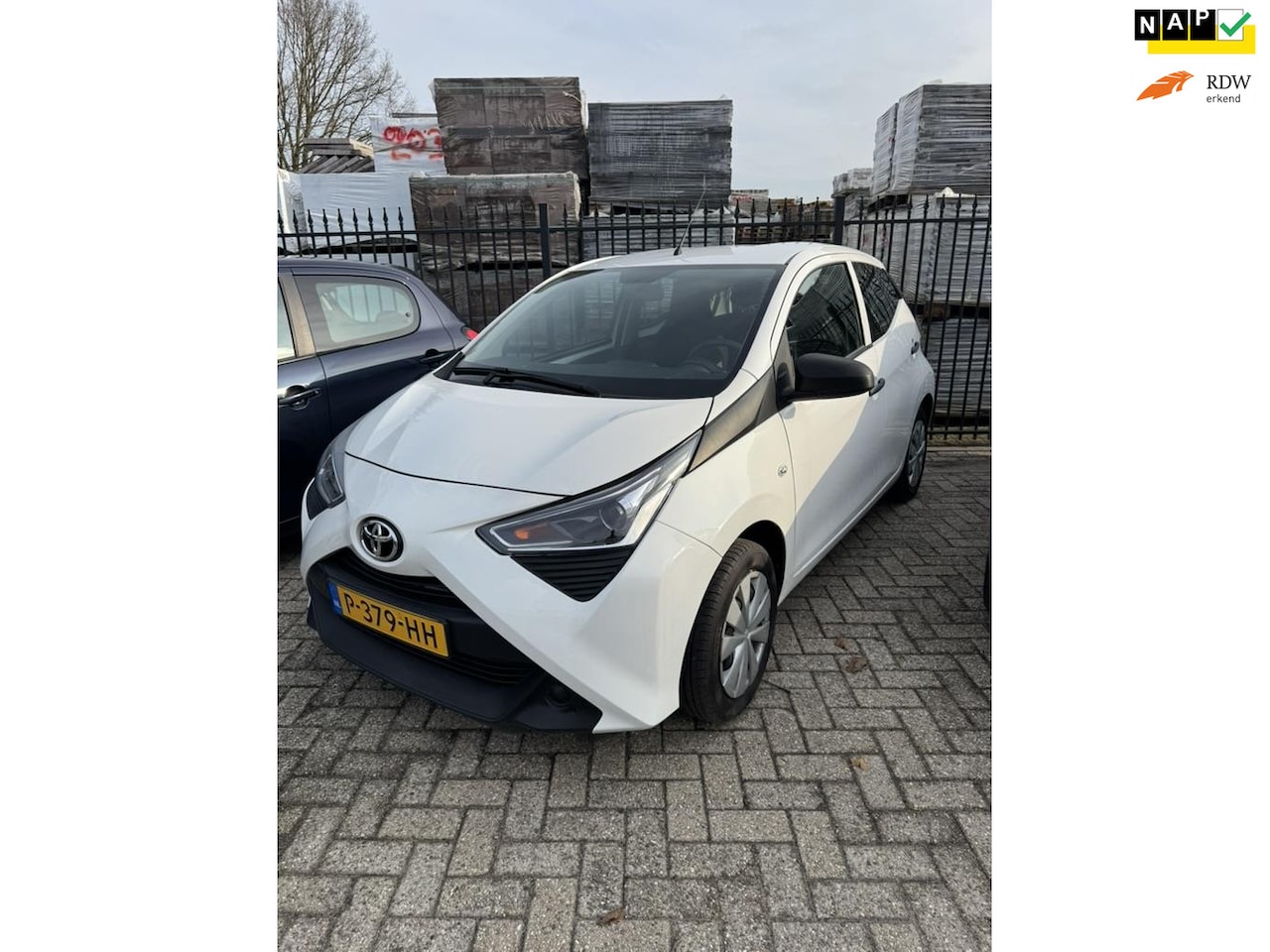 Toyota Aygo - 1.0 VVT-i x-fun 1.0 VVT-i x-fun - AutoWereld.nl