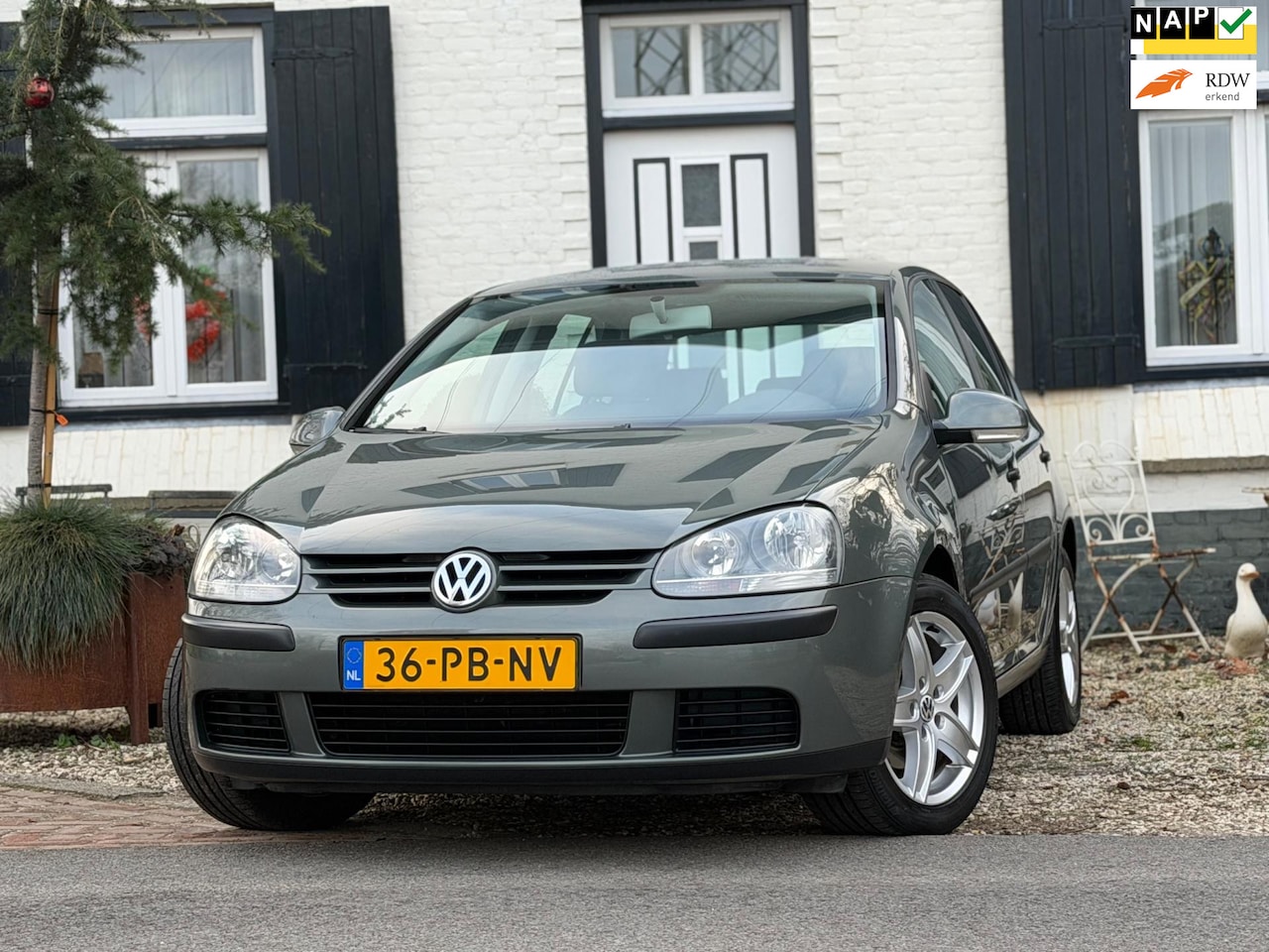 Volkswagen Golf - 1.6 FSI Trendline|77DKM!|NAP|5DRS| - AutoWereld.nl