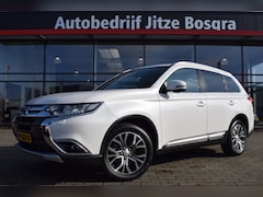 Mitsubishi Outlander - 2.0 Automaat Connect Pro LED | Carplay | Camera | Trekhaak | Rockford Audio | Dealer Onder