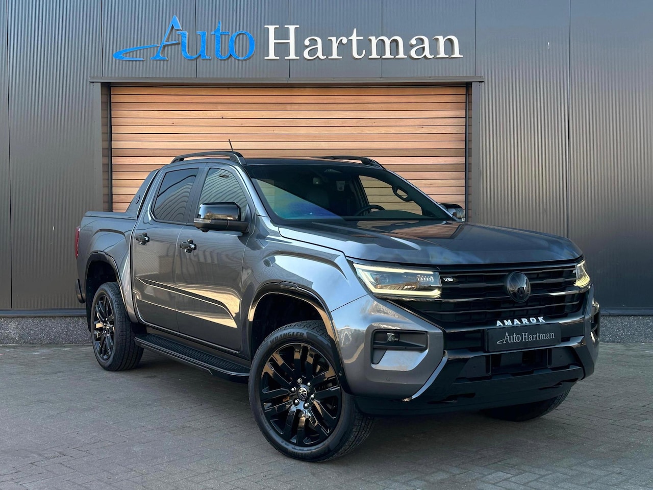 Volkswagen Amarok - 3.0 TDI V6 4Motion Double Cab Aventura HARMANKARDON|ACC|3500KG|LEDER|21INCH - AutoWereld.nl
