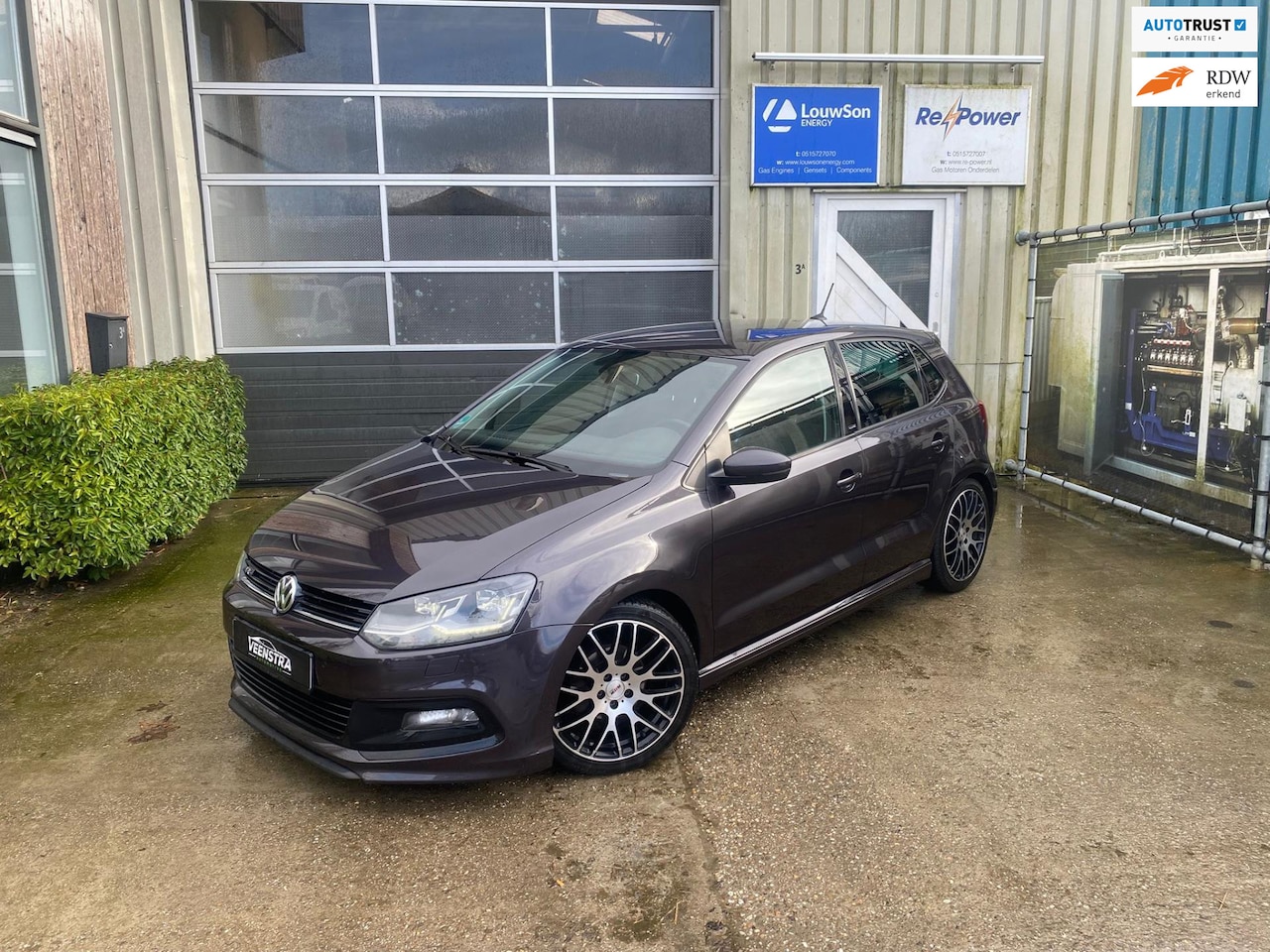 Volkswagen Polo - 1.2 TSI Highline 3x R line/ Stoelverwarming/Clima/PDC - AutoWereld.nl