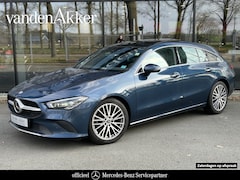 Mercedes-Benz CLA-klasse Shooting Brake - 180 Luxury // Panoramadak // Distronic // Memory // MultiBeam LED // Camera // Sfeerverlic