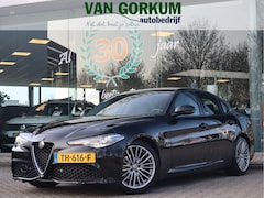 Alfa Romeo Giulia - 2.0T Super / Adaptive CC