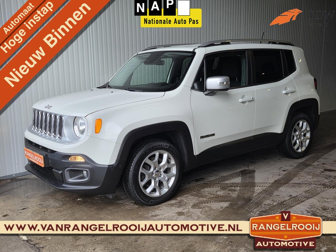 Jeep Renegade - 1.4 Limited Aut., stoel-+stuurverw., clima, cruise, pdc v+a, 17" lmv - AutoWereld.nl