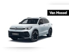 Volkswagen Tiguan - 1.5 eHybrid R-Line Edition 272 PK| Panoramadak | Trekhaak | Lederen Stoelen Met Geheugen |
