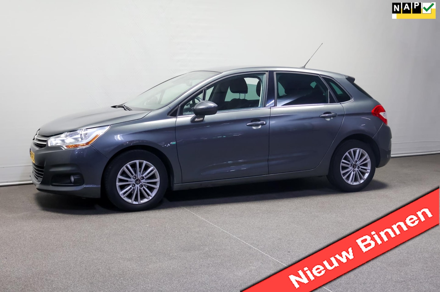 Citroën C4 - 1.4 VTi Ligne Business 1.4 VTi Ligne Business (SCHADE) - AutoWereld.nl