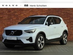 Volvo XC40 - B4 Plus Dark | Semi- Elektrische Trekhaak | Verwarmde Stoelen en Stuurwiel | Verwarmbare V