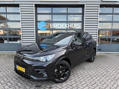 Volkswagen Tiguan - 1.5 eHybrid 272 pk R-Line Business | Trekhaak | Assitance pakket plus | Black Style pakket