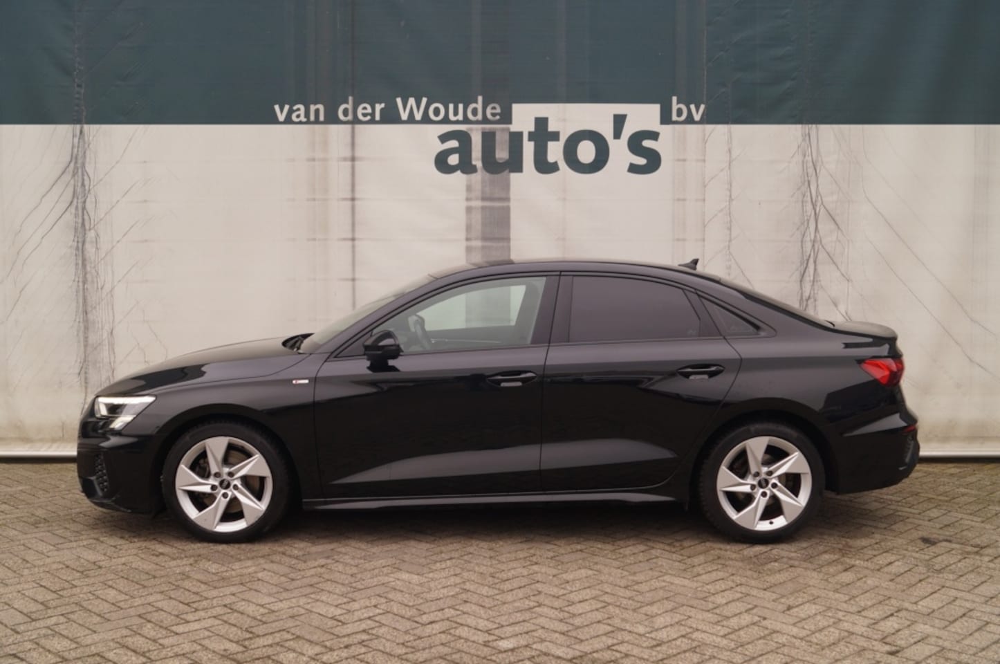 Audi A3 Limousine - 30 TFSI Automaat S-Line Edition -NAVI-ECC-LED- - AutoWereld.nl