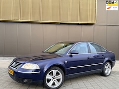 Volkswagen Passat - 2.0-20V Arctic | Distri VV | Clima | Cruise | LM Velgen | Trekh
