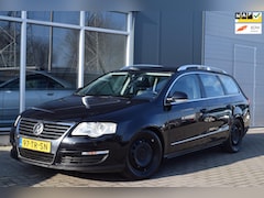 Volkswagen Passat Variant - 1.6 FSI Highline Business | Clima | Cruise | ½ Leder | APK 11-2026