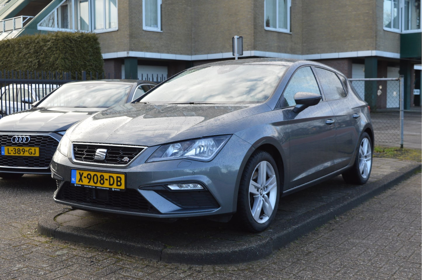 SEAT Leon - 1.4 150PK TSI FR Busn. Intense Virtual cockp. / Clima / Sportint. / Apple,android - AutoWereld.nl
