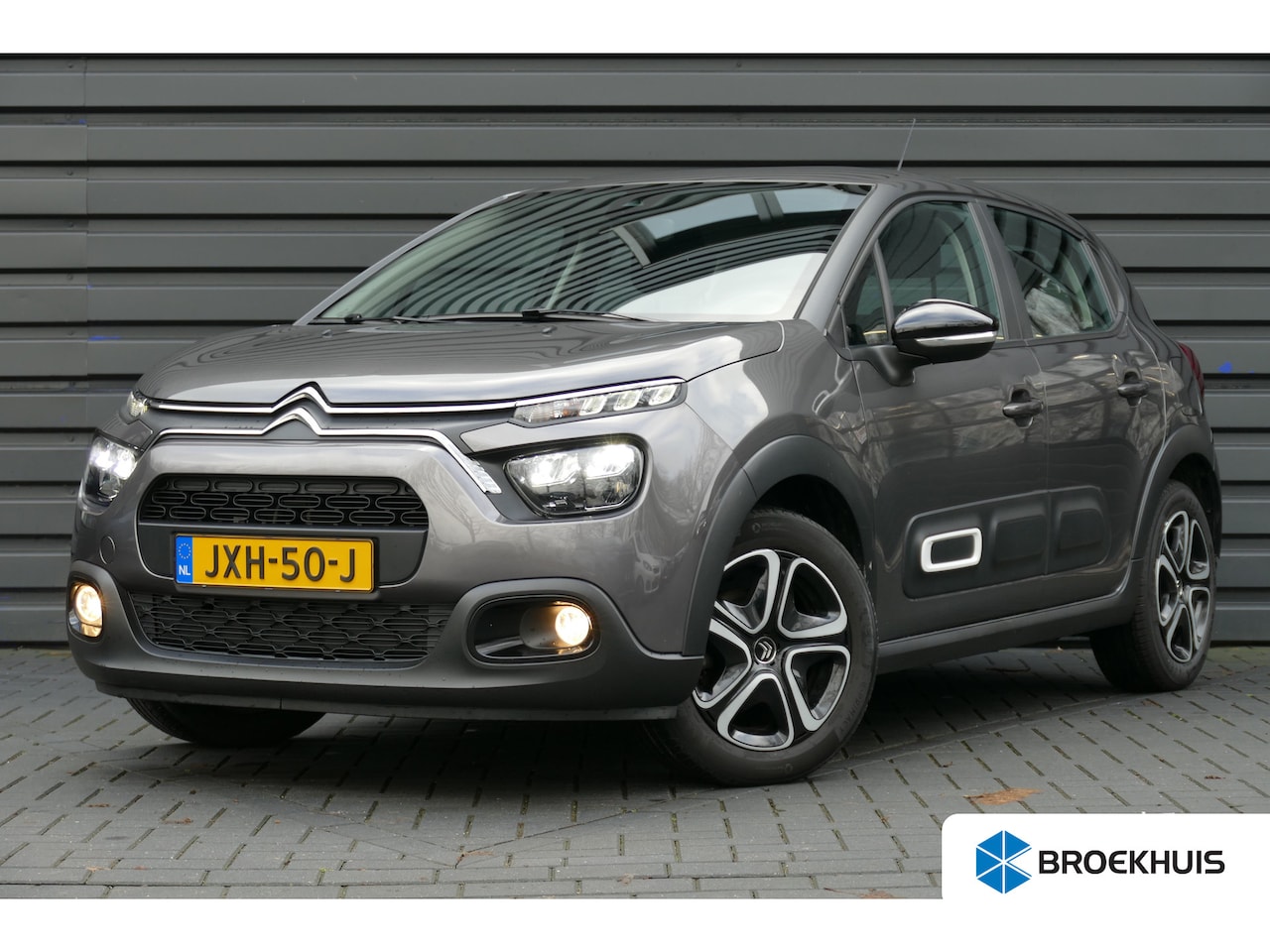Citroën C3 - 1.2 PURETECH 82PK 5-DRS PLUS / NAVI / LED / CLIMA / PDC / BLUETOOTH / CRUISECONTROL / 1E E - AutoWereld.nl