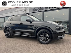 Lynk & Co 01 - 1.5 261pk PLUG IN HYBRID , BLACK EDITION , PANO DAK, STUURVERWARMING , CAR PLAY