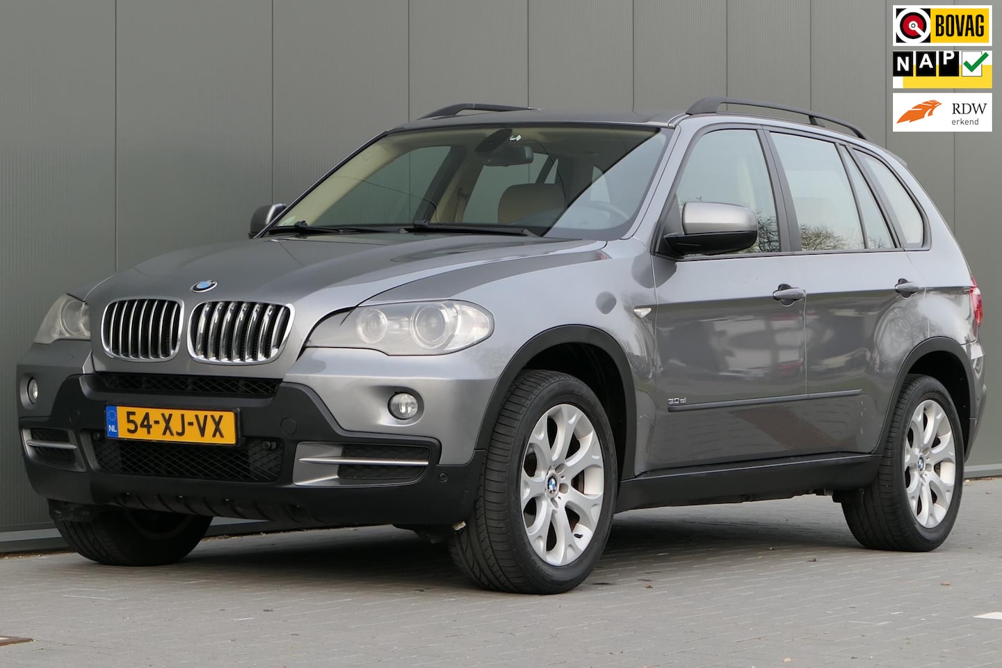 BMW X5 - XDrive30i Executive NAP Youngtimer Trekhaak Navigatie - AutoWereld.nl