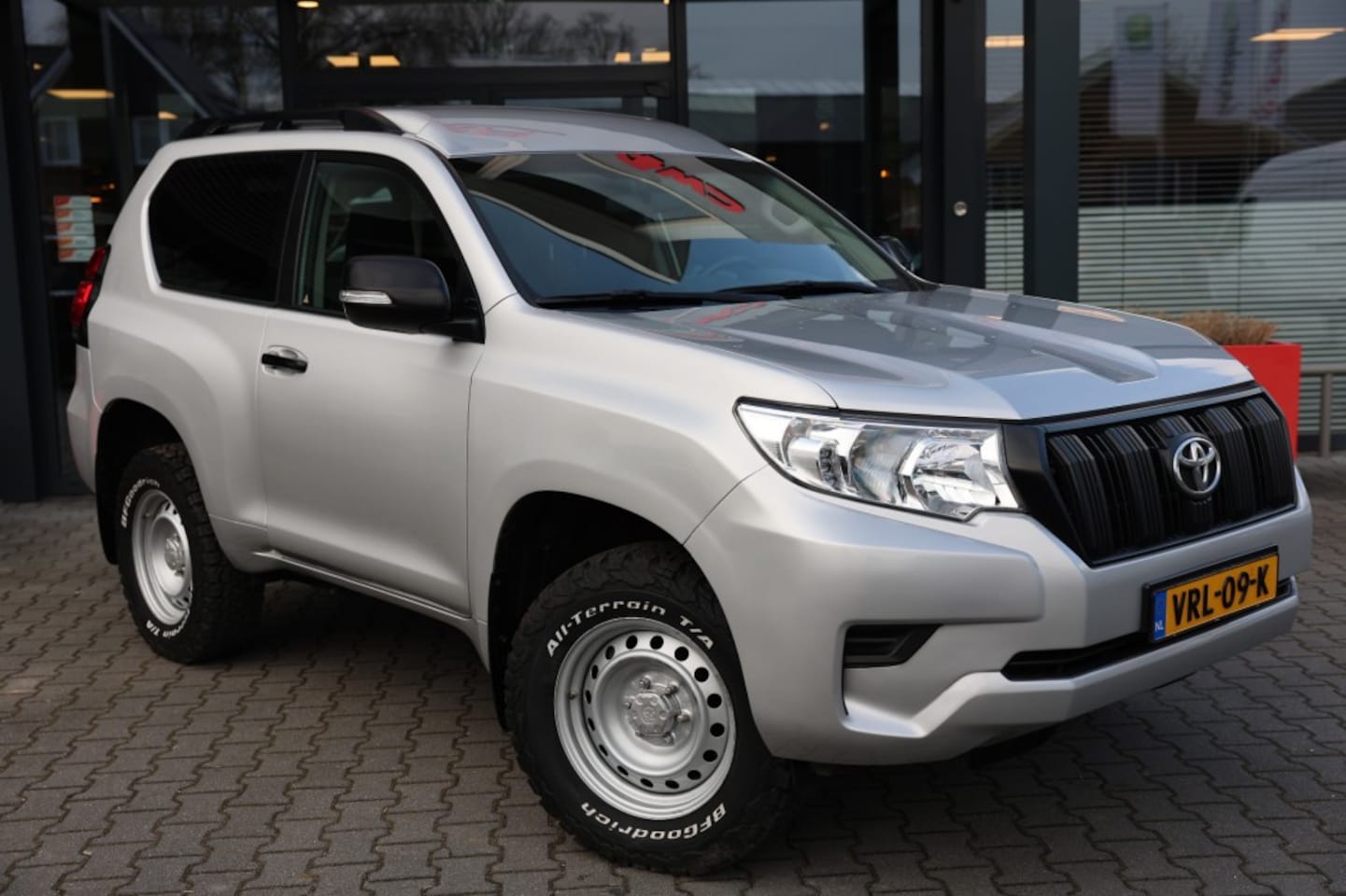 Toyota Land Cruiser 150 - 2.8 D-4D 3DRS COMFORT A/T VAN - AutoWereld.nl