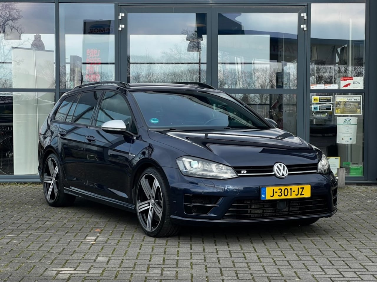 Volkswagen Golf - 2.0 TSI R 4M ED 40, 301PK! - AutoWereld.nl
