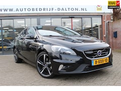 Volvo V40 - 1.6 T4 180 PK R-Design / PANODAK / NAVIGATIE / TREKHAAK