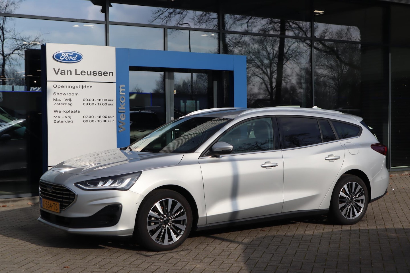 Ford Focus Wagon - 125PK HYBRID TITANIUM-X VIRTUAL-COCKPIT B&O AUDIO CLIMA P-SENSOREN 17"LMV LED CAMERA WINTE - AutoWereld.nl