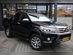 Toyota HiLux - 2.4 D-4D XTRA CAB CHALLENGER 4WD VAN