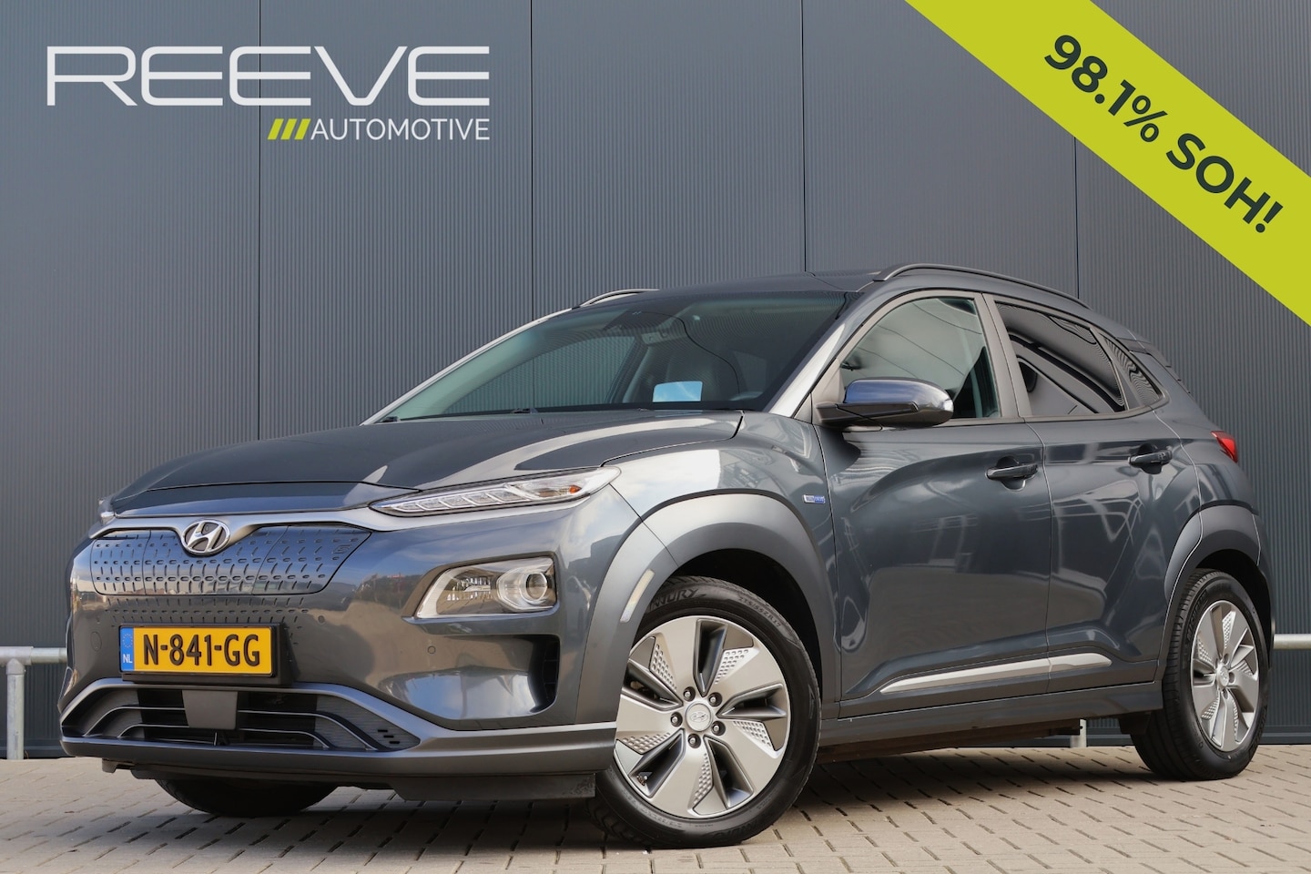Hyundai Kona Electric - EV Premium Sky 64 kWh | 98% soh! | Leer | Trekhaak | Camera | HUD | Stoelverwarming - Koel - AutoWereld.nl