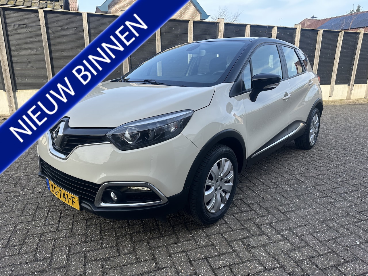 Renault Captur - 0.9 TCe Dynamique 49.000 KM !! Airco Navigatie - AutoWereld.nl