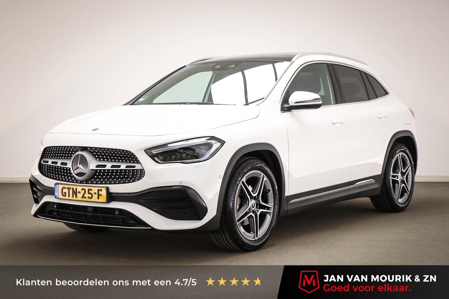 Mercedes-Benz GLA-Klasse - 180 AMG Line | PANORAMADAK | HALF LEDER | STOELVERWARMING | APPLE - AutoWereld.nl