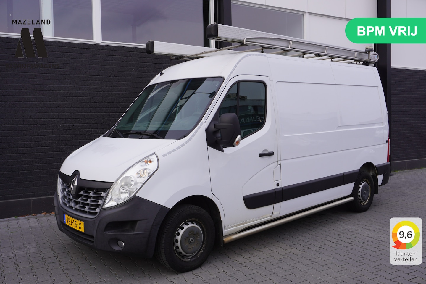 Renault Master - 2.3 dCi 130PK L2H2 EURO 6 - Airco - Navi - Cruise - € 11.900,- Excl. - AutoWereld.nl