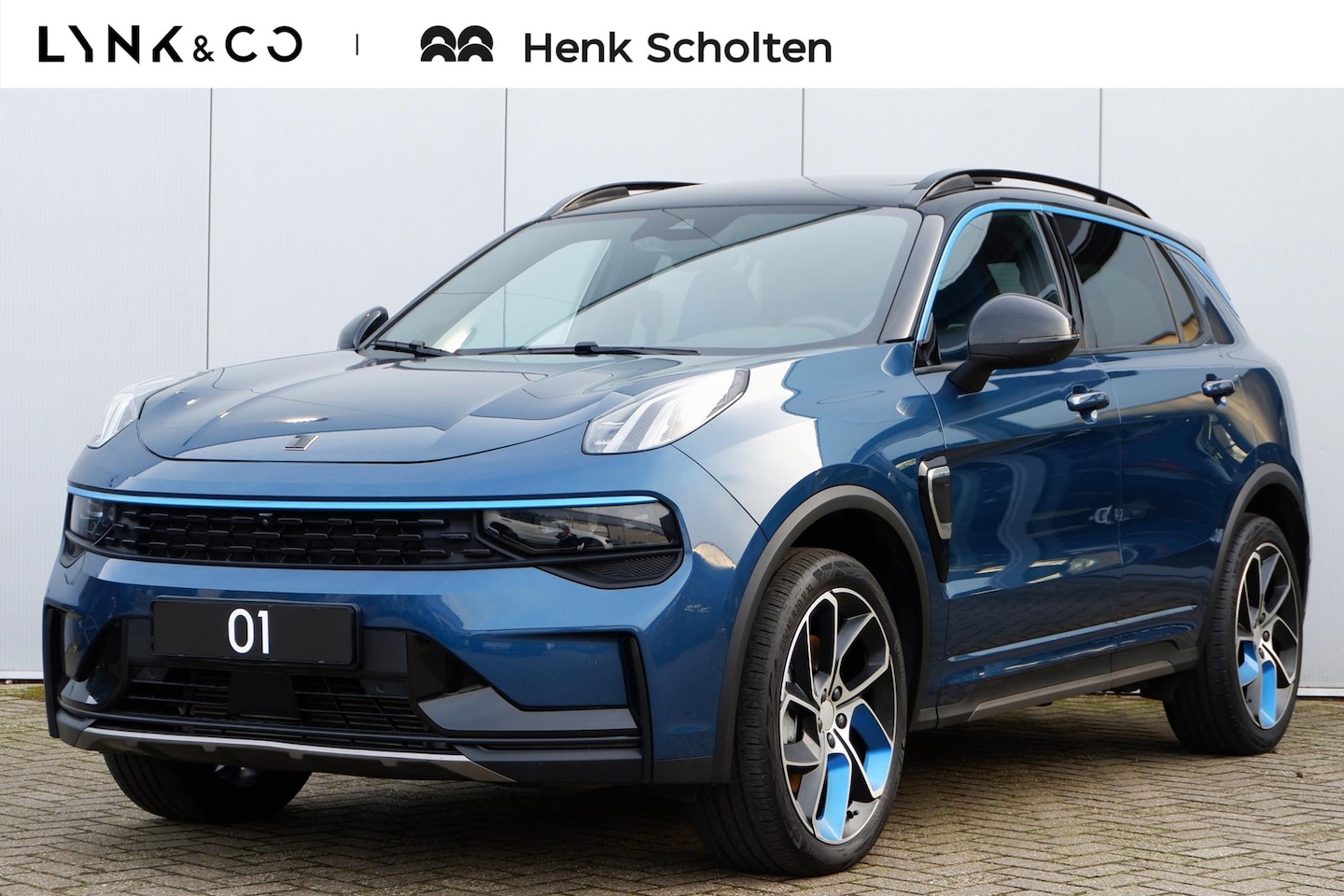 Lynk & Co 01 - 262PK | Panoramadak | 360 graden camera | Elektrische bestuurdersstoel met geheugen | Stoe - AutoWereld.nl