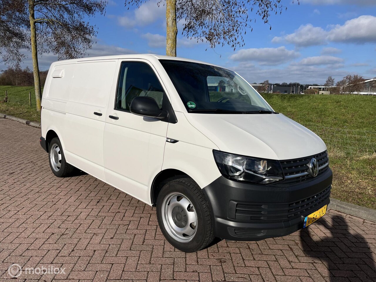 Volkswagen Transporter - 2.0 TSI Benzine + Airco | Gesloten bestel - AutoWereld.nl