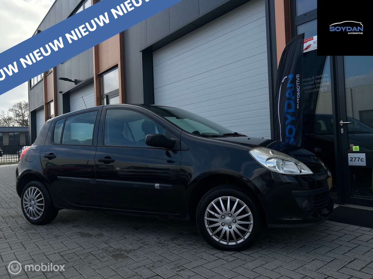 Renault Clio - 1.2-16V Authentique | NW APK | 5 DRS | AIRCO | - AutoWereld.nl
