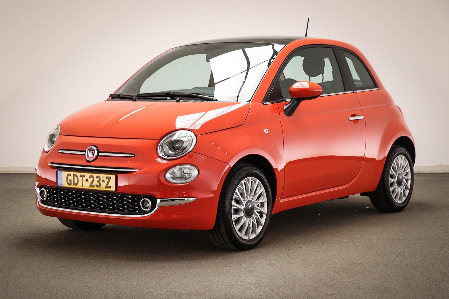 Fiat 500 - 1.0 Hybrid Dolcevita Finale | PANORAMADAK | DAB | UCONNECT - AutoWereld.nl