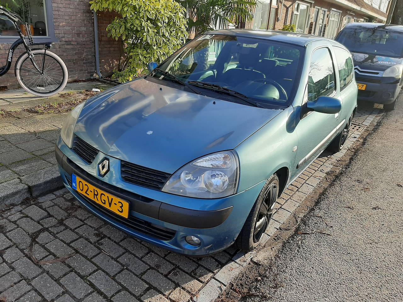 Renault Clio - 1.6-16V Dynamique Comfort - AutoWereld.nl