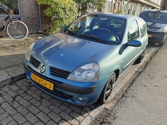 Renault Clio - 1.6-16V Dynamique Comfort