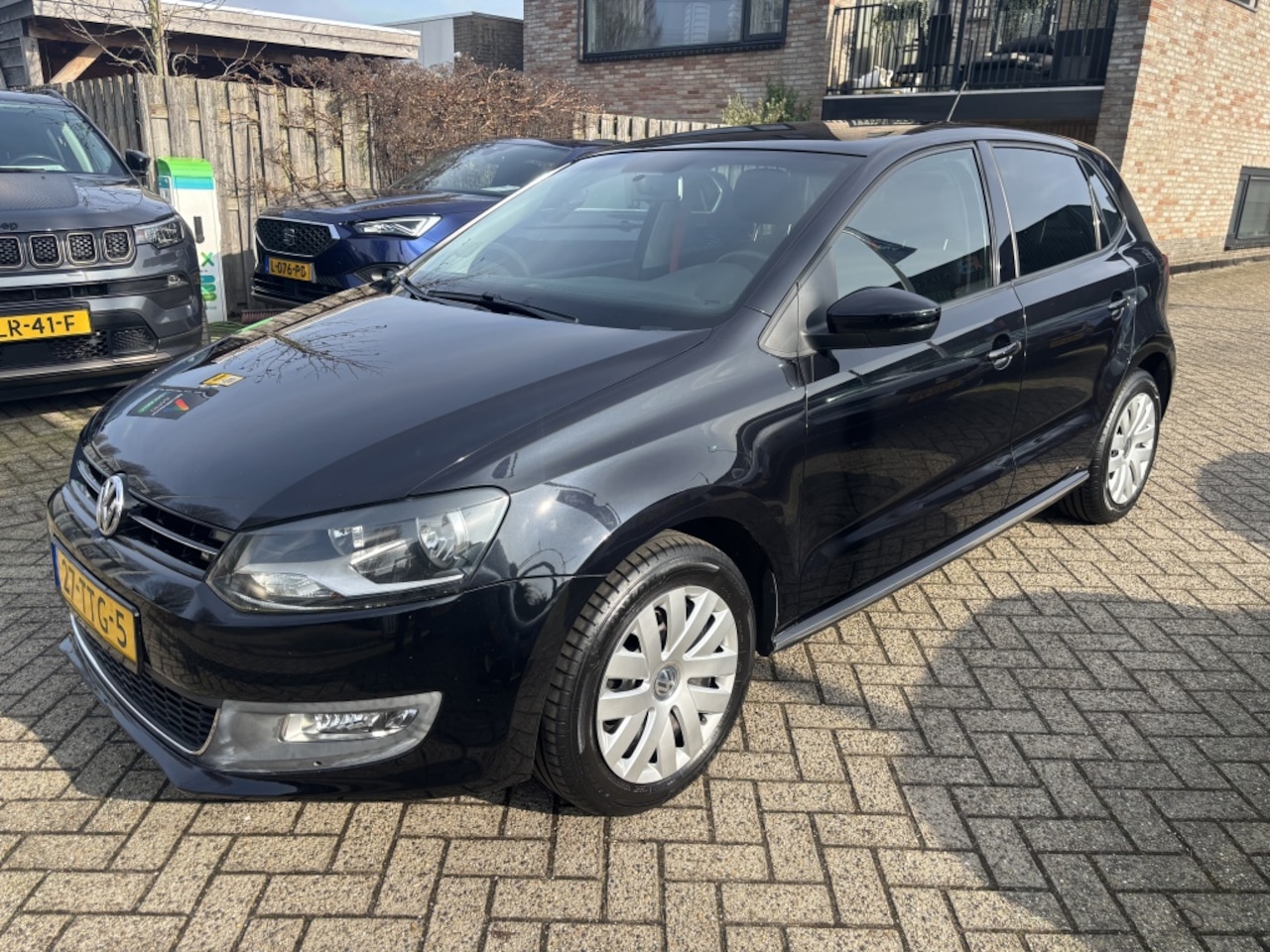 Volkswagen Polo - 1.2 TSI Comfortline | Trekhaak | Apple CarPlay | Camera - AutoWereld.nl