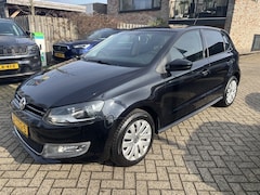 Volkswagen Polo - 1.2 TSI Comfortline | Trekhaak | Apple CarPlay | Camera
