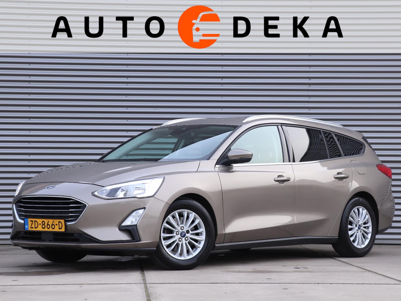 Ford Focus Wagon - 1.0 EcoBoost Titanium Business *Winterpack*1e Eigenaar* - AutoWereld.nl