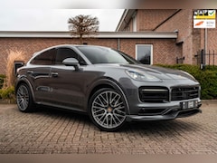 Porsche Cayenne Coupé - 3.0 E-Hybrid Platinum Edition Sport Design Luchtvering Pano Soft Black Optic Close 22''