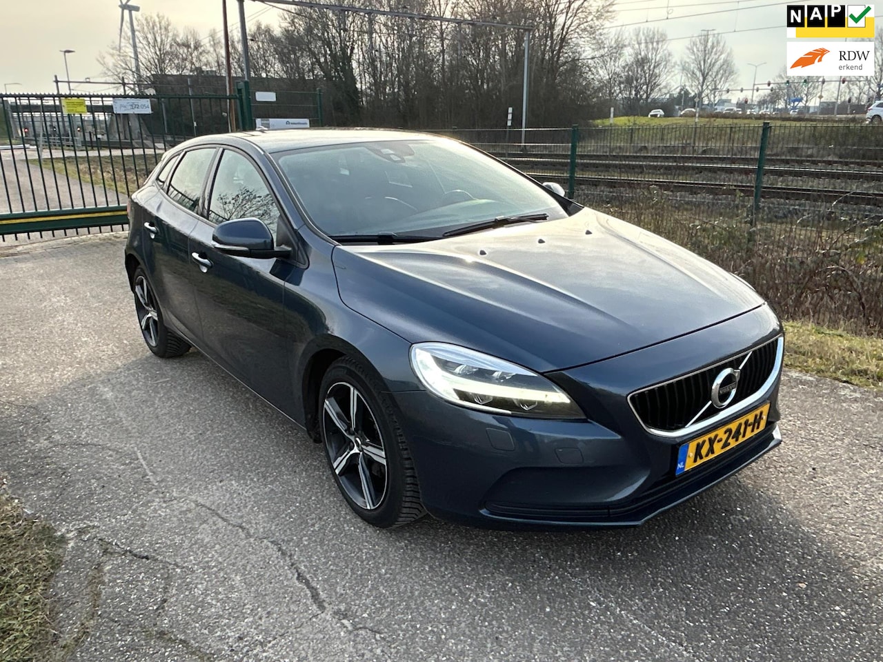 Volvo V40 - 2.0 D2 Kinetic 2.0 D2 Kinetic - AutoWereld.nl