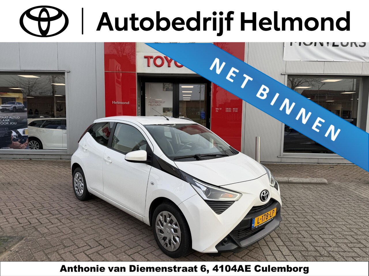 Toyota Aygo - 1.0 VVT-i x-play Automaat - AutoWereld.nl