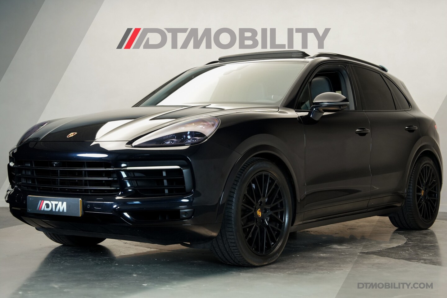 Porsche Cayenne - 3.0 Sport Chrono | VOL | Panoramadak | Stoelvent. | Luchtvering - AutoWereld.nl