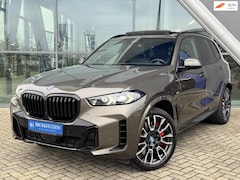 BMW X5 - XDrive50e M-sport 490pk Sky Lounge Panoramadak / Elekt Trekhaak / HU Display