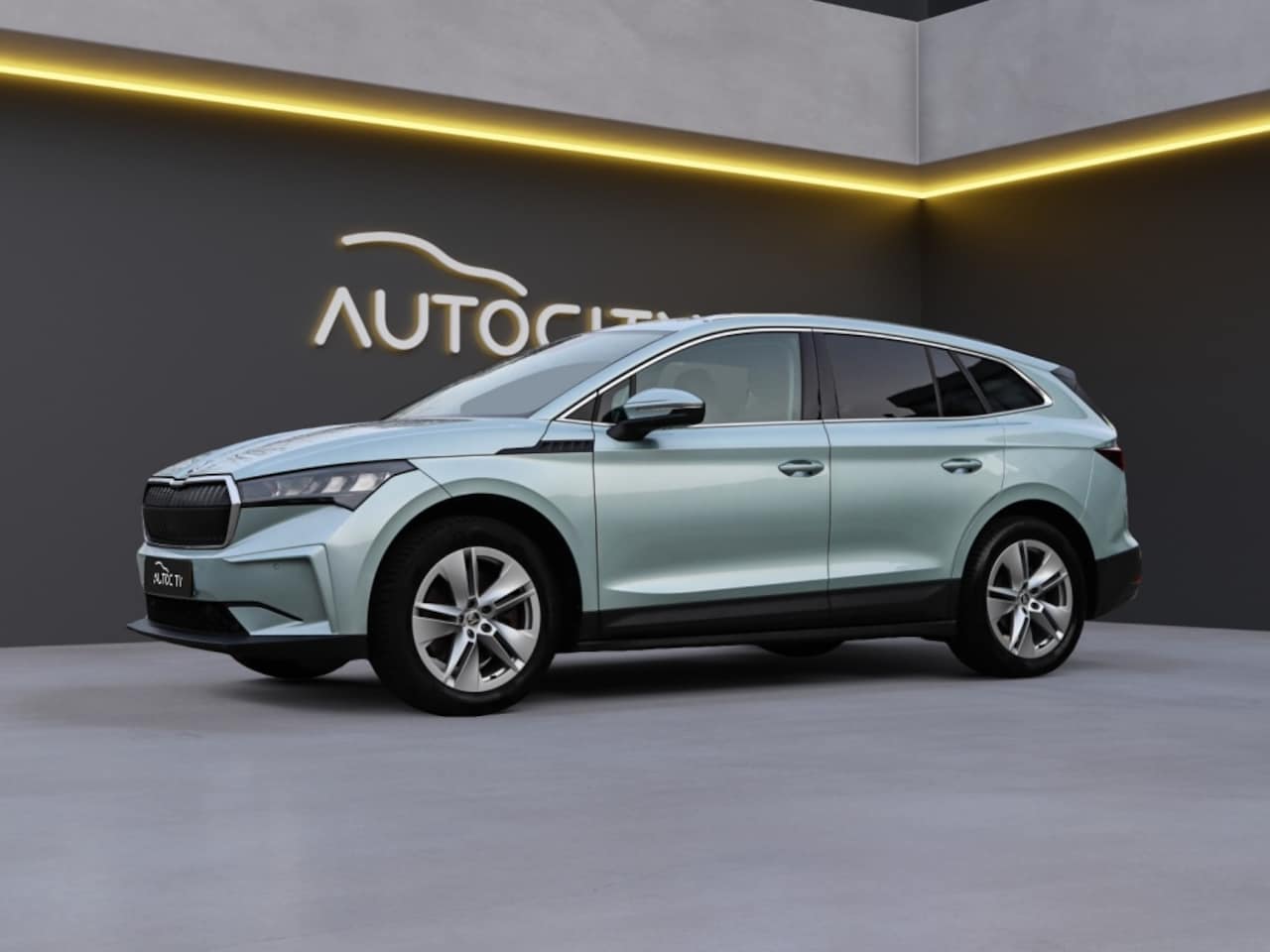 Skoda Enyaq iV - 80 Loft 82kWh l Trekhaak l Camera l - AutoWereld.nl