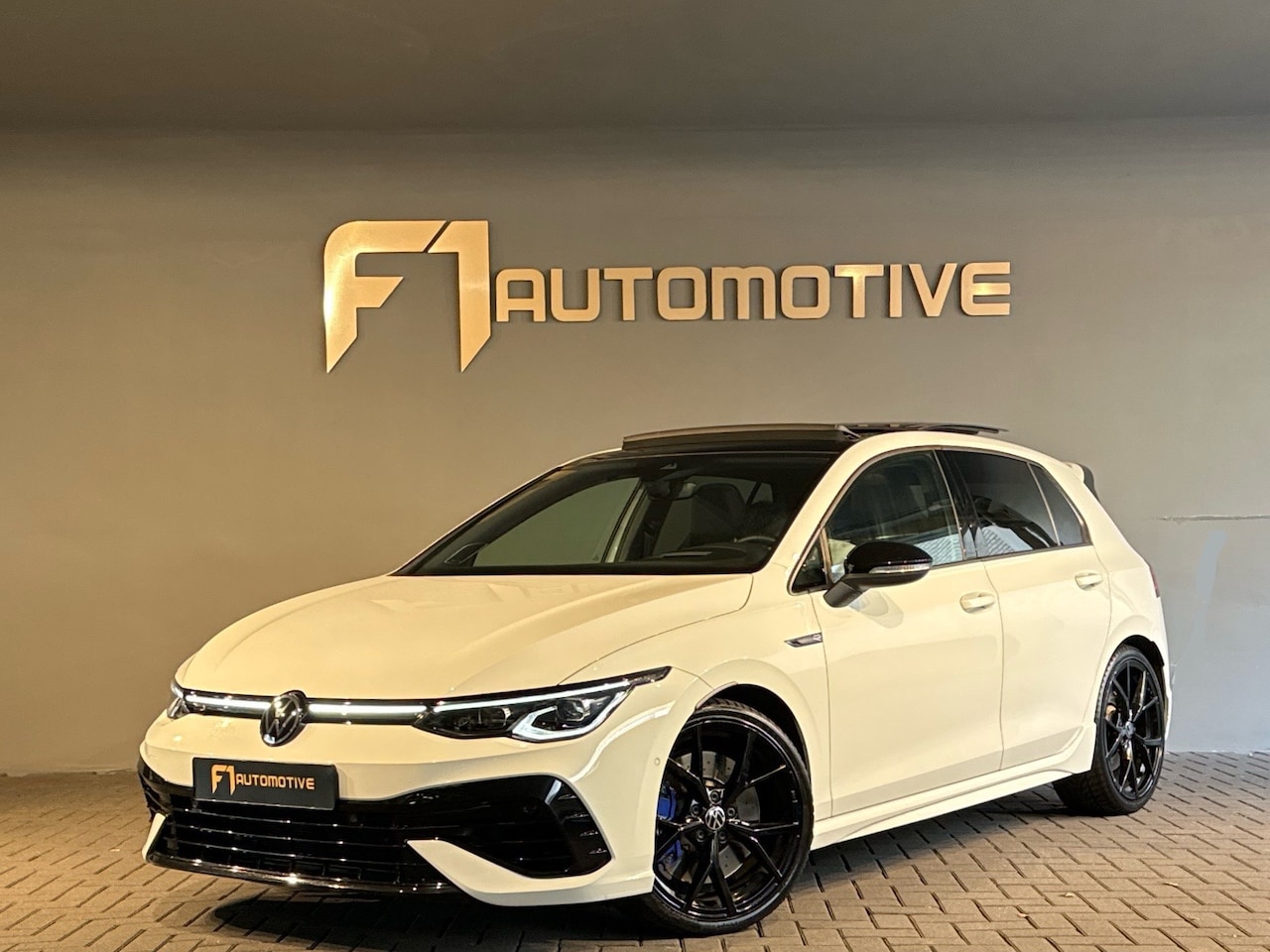 Volkswagen Golf - 2.0 TSI 4M R Performance Pano|Memory|HuD|H/K - AutoWereld.nl