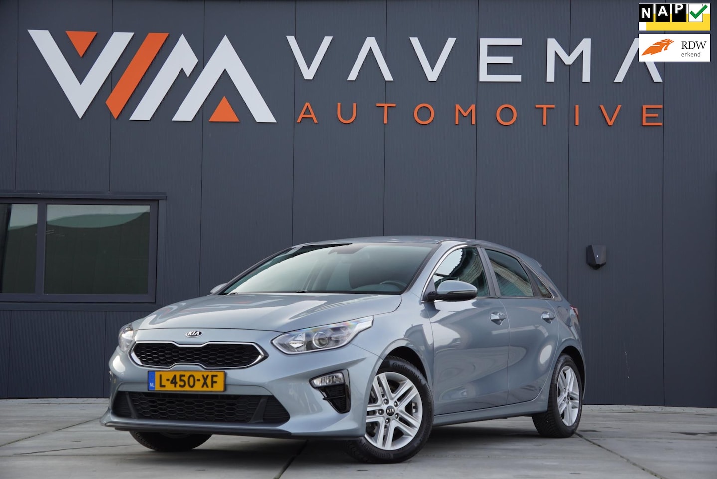 Kia Cee'd - Ceed 1.0 T-GDi DynamicLine 2021 Airco 5 Deurs Carplay Android Navigatie Camera parkeersens - AutoWereld.nl