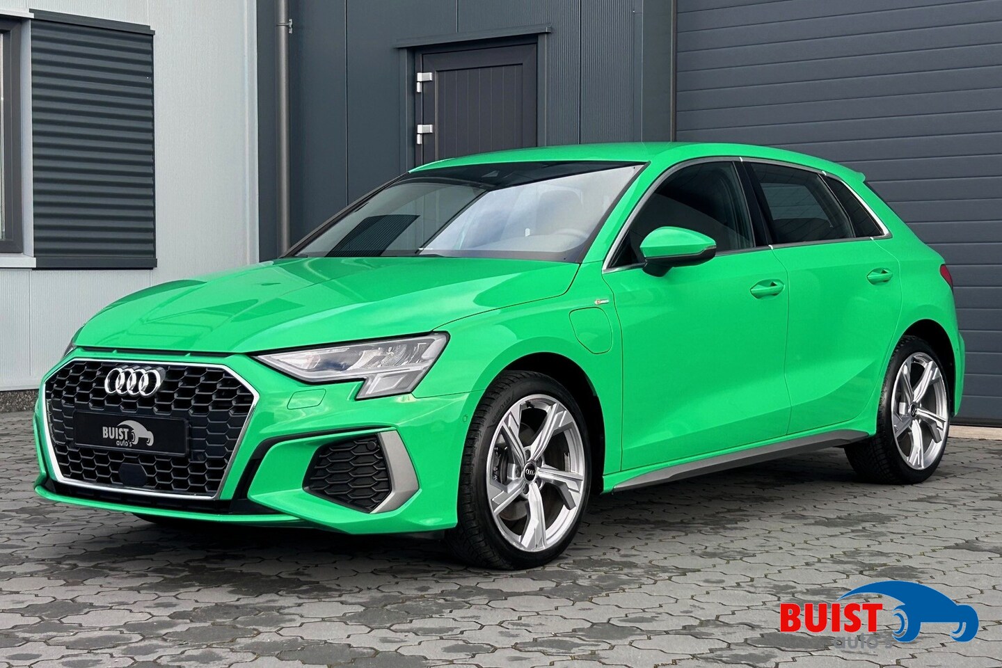 Audi A3 Sportback - 40 TFSIe 204pk S-Line Competition 18" KEYLESS CAMERA AUDI EXCLUSIVE KLEUR! - AutoWereld.nl