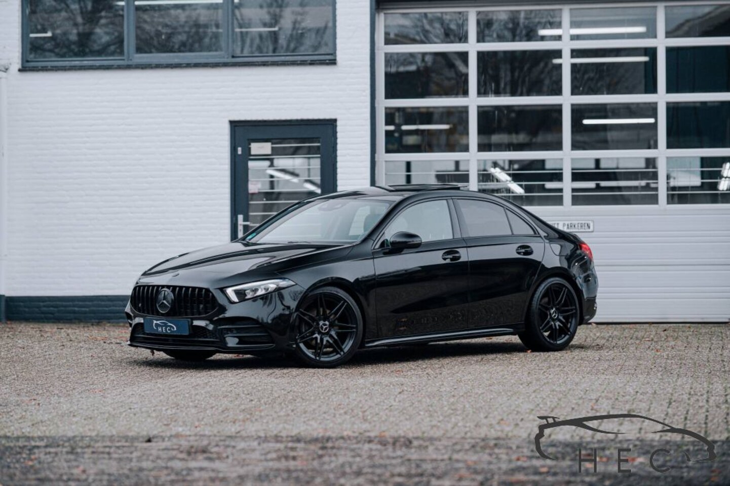 Mercedes-Benz A-klasse - 200 AMG|Pano|19"|DAB|android/Apple carplay - AutoWereld.nl