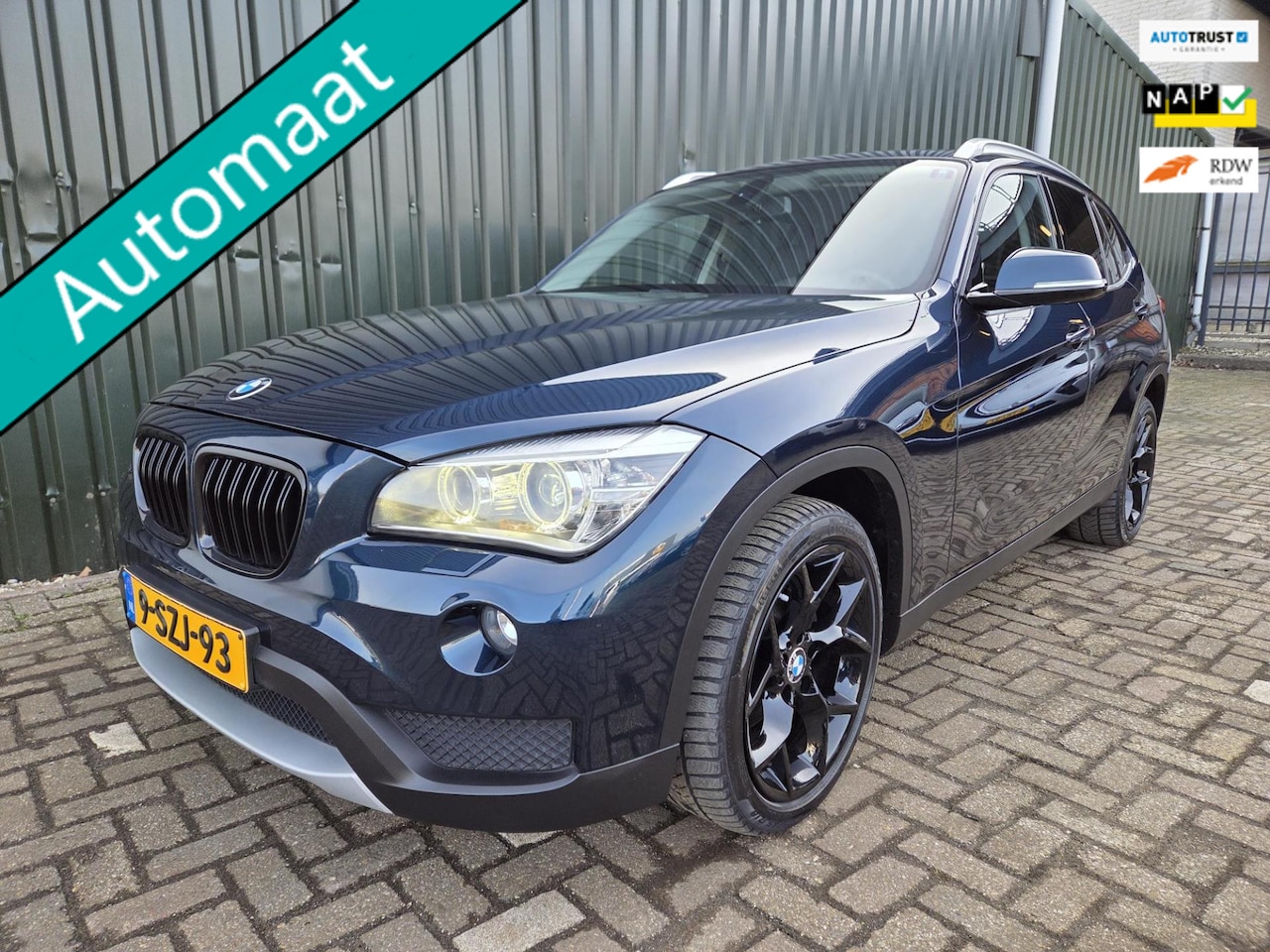 BMW X1 - SDrive20i Chrome Line LEDER - AutoWereld.nl